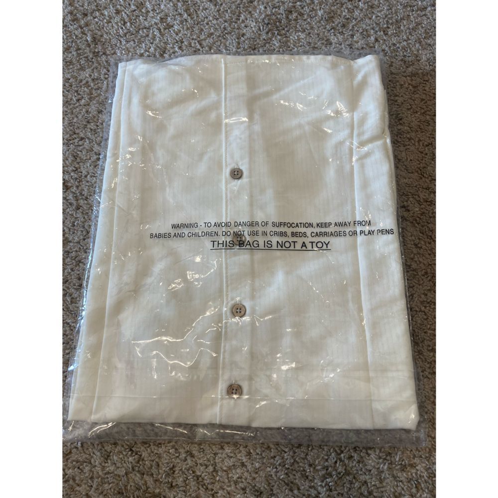 New in bag men’s dress shirt Harriton size large